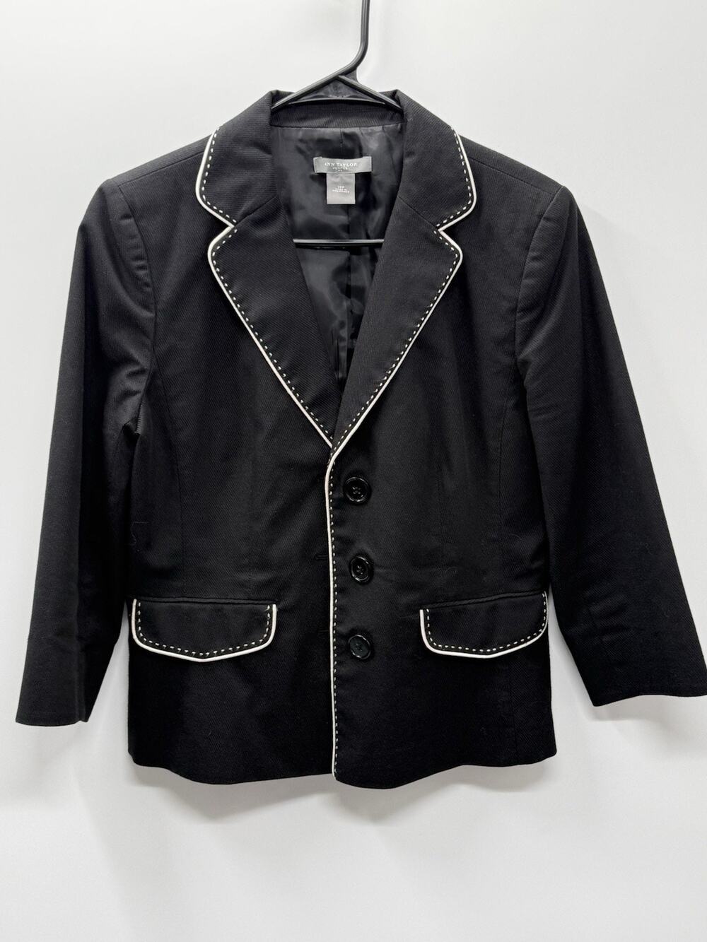 Ann Taylor Petites 10P Black Blazer White Contrast Trim Career Jacket 3 Button
